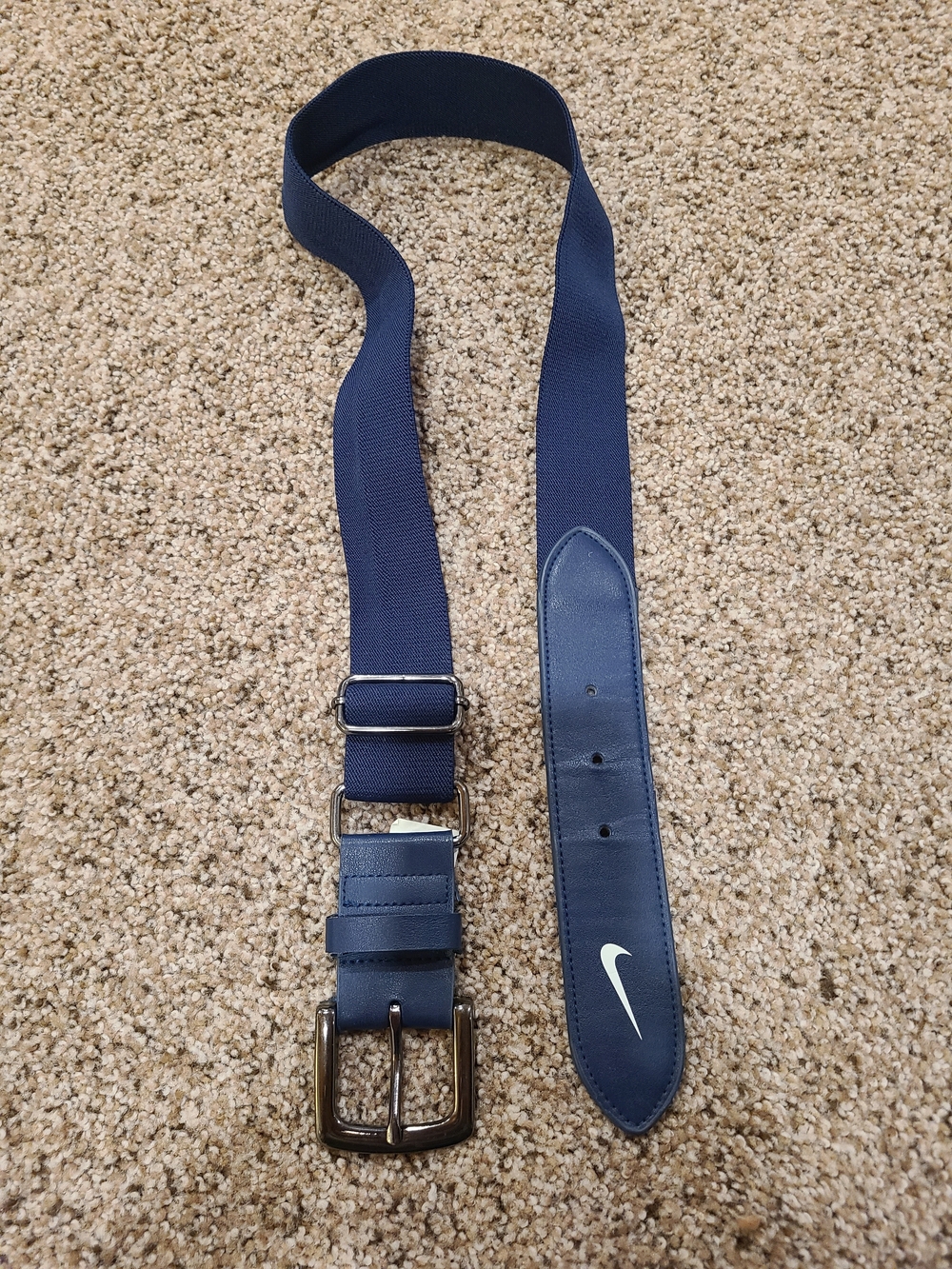 Nike Men       s Adjustable Baseball Belt with Leather Trim